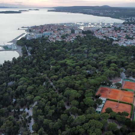 Apartments Jelicic Biograd Na Moru Bagian luar foto