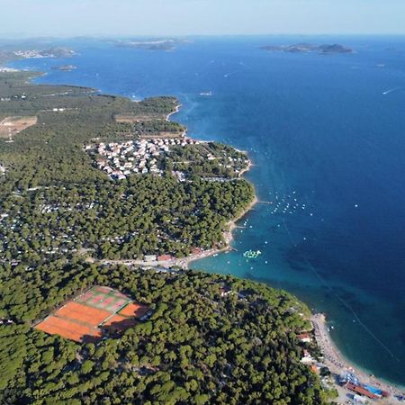 Apartments Jelicic Biograd Na Moru Bagian luar foto