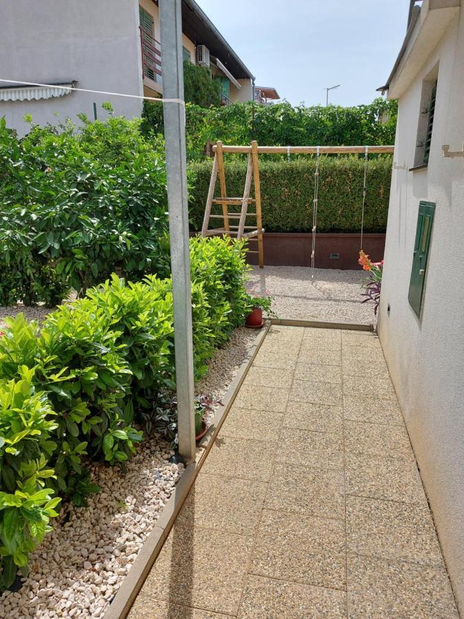 Apartments Jelicic Biograd Na Moru Bagian luar foto