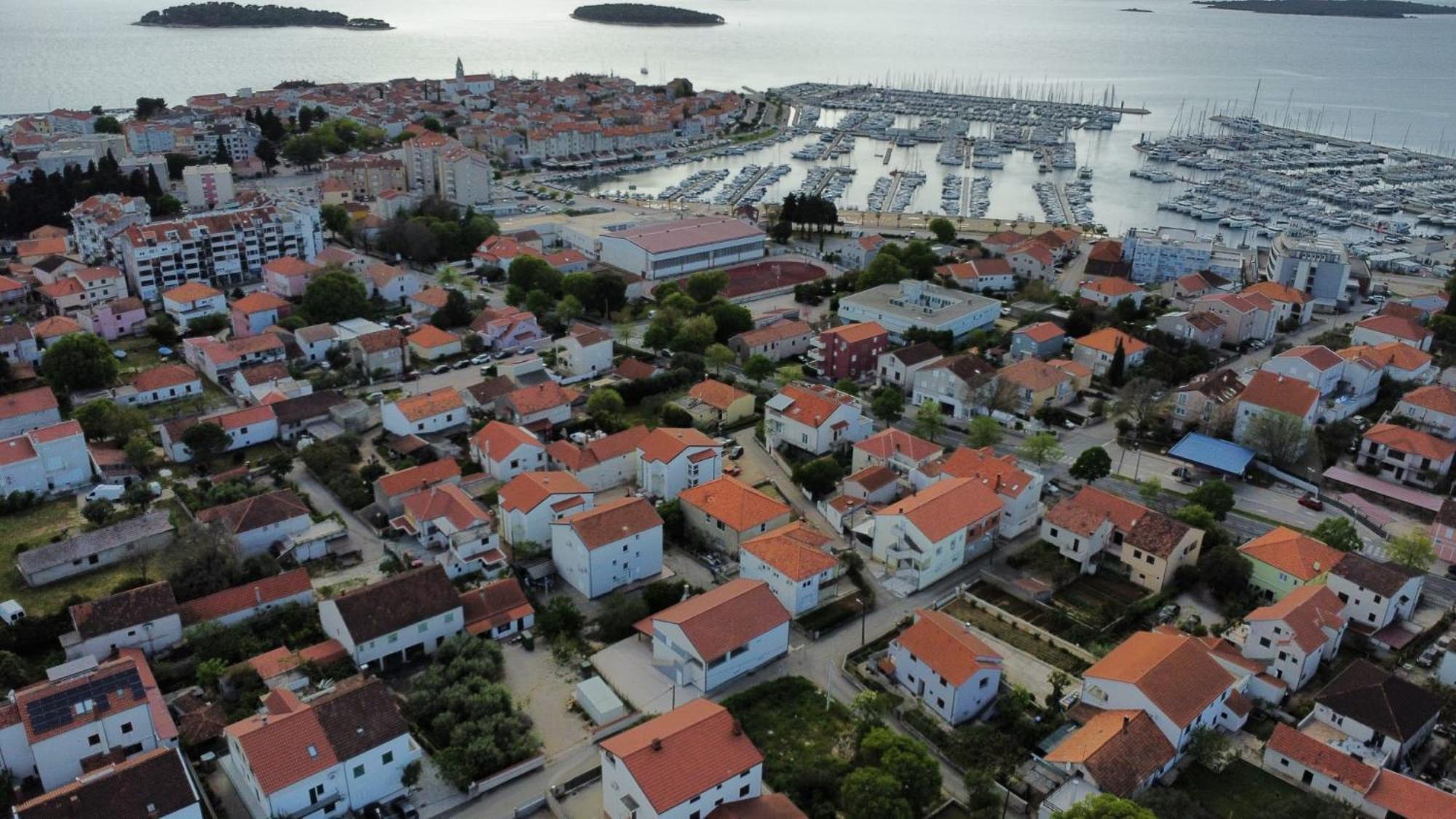 Apartments Jelicic Biograd Na Moru Bagian luar foto
